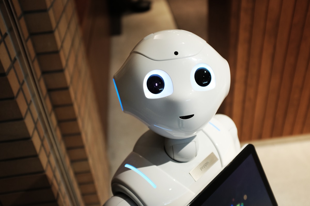 AI-Powered Contact & Lead Management